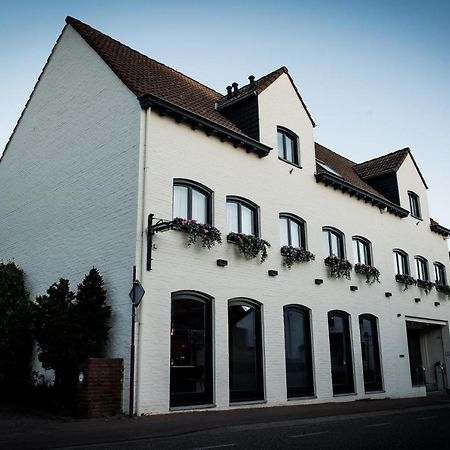 Hotel La Source Эпен Экстерьер фото